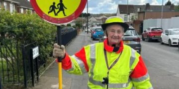 Council pays tribute to beloved school crossing patrol warden Pat